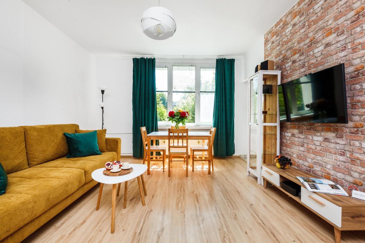 Happy Stay Apartments Osiek Гданск Екстериор снимка